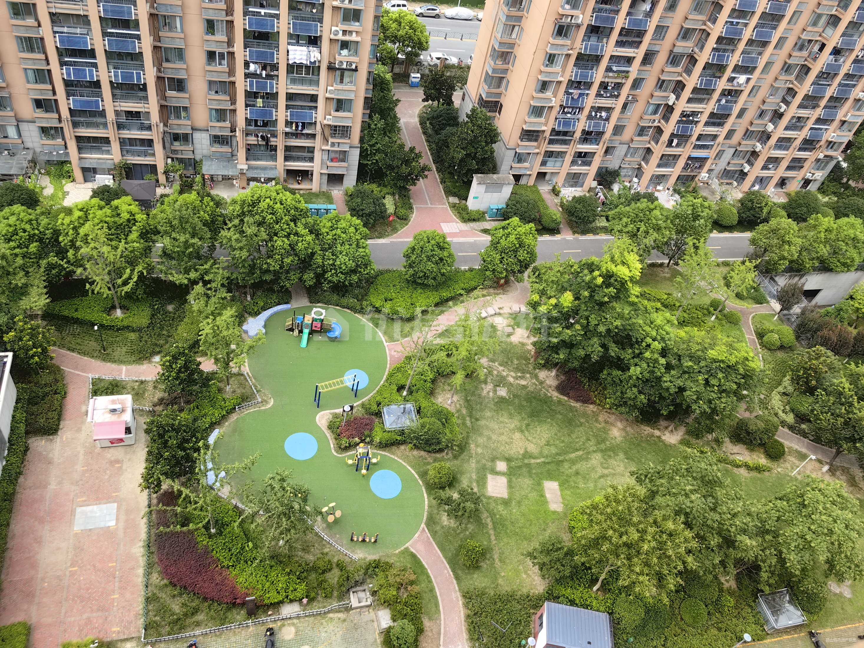 摩卡小镇3居室南北通透楼层好