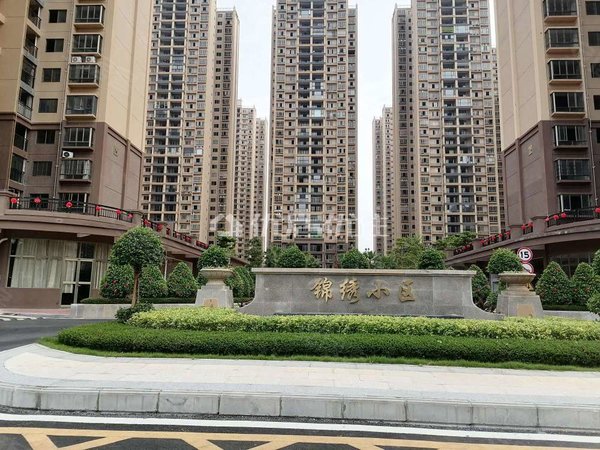 南宁西乡塘大学东路锦绣丽园新小区新装修近学校精装大3房,配套齐全