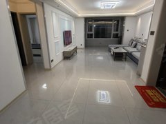 中卫沙坡头旅游购物广场一楼 长城东街迎宾大道 3室年租1万5 价格面议家具家电齐全出租房源真实图片