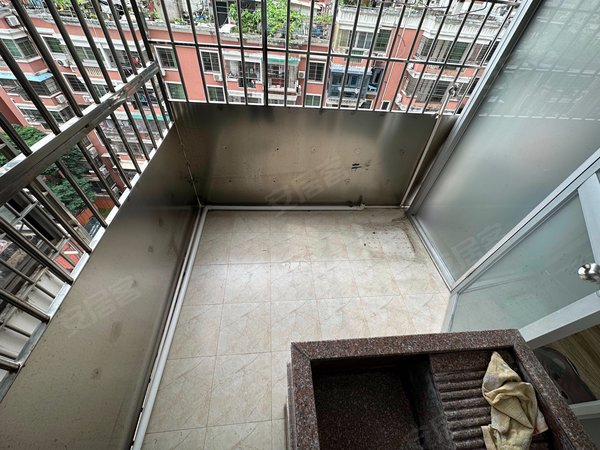 厦门湖里悦华路古龙公寓华美空间保税区旁古龙公寓三房出租出租房源