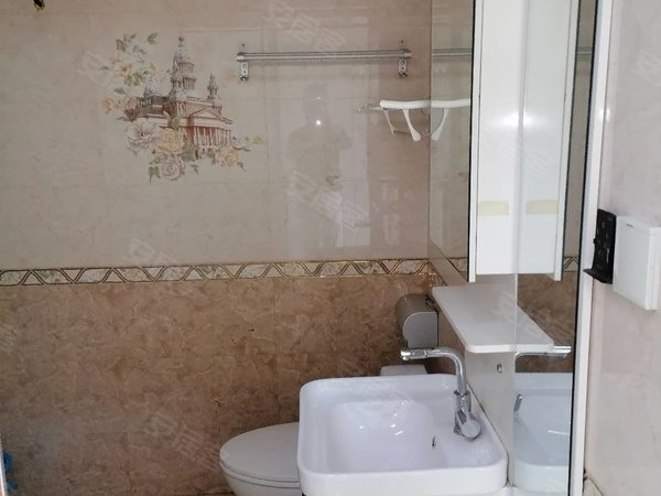 包头昆都仑丰盈道京奥港花园(商住楼)新上帝景精装南向公寓，光线充足带空调，可月付，拎包入住，实景出租房源真实图片