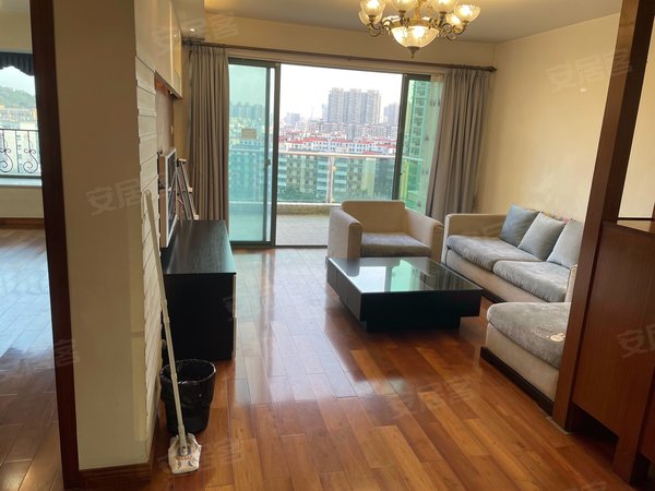 深圳宝安西乡御龙居御龙居三房 干净整洁 通风采光佳出租房源真实图片