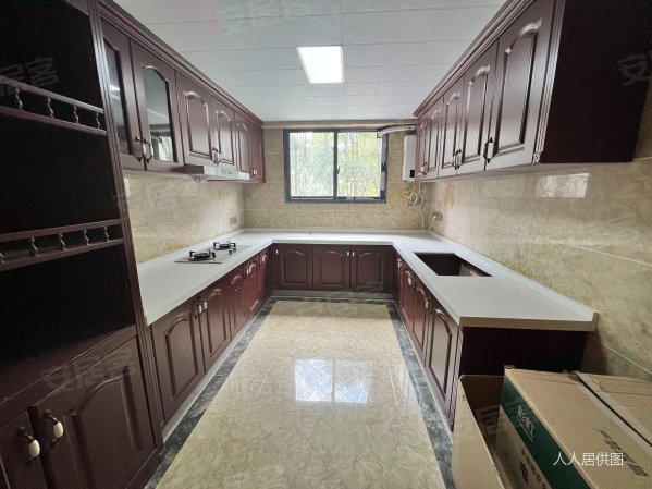 239万购高新区核心富力城联排精装别墅 高性价比 户型