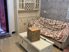 鹰潭月湖月湖城区市中心！2楼两房！包物业！家具家电齐全！拎包入住！出租房源真实图片