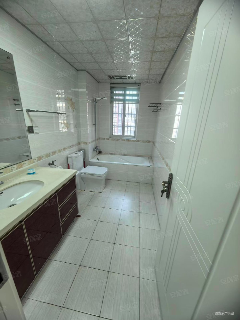 金水湾3室2厅2卫120㎡南北73.8万