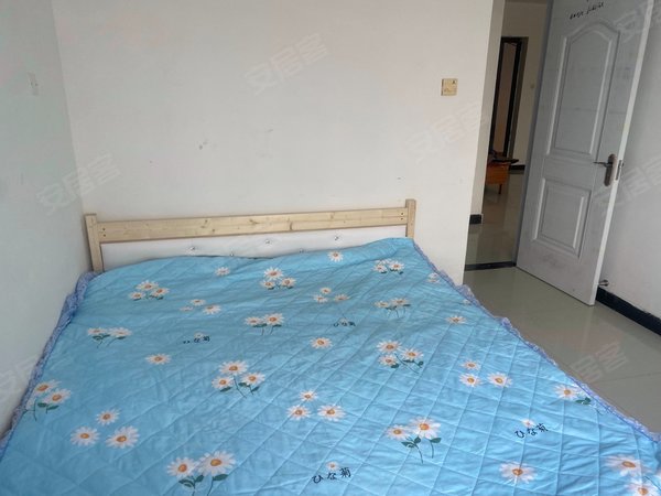 天津宝坻周良街泰富橄榄树700元租两室一厅,90平米,家电齐全出租房源