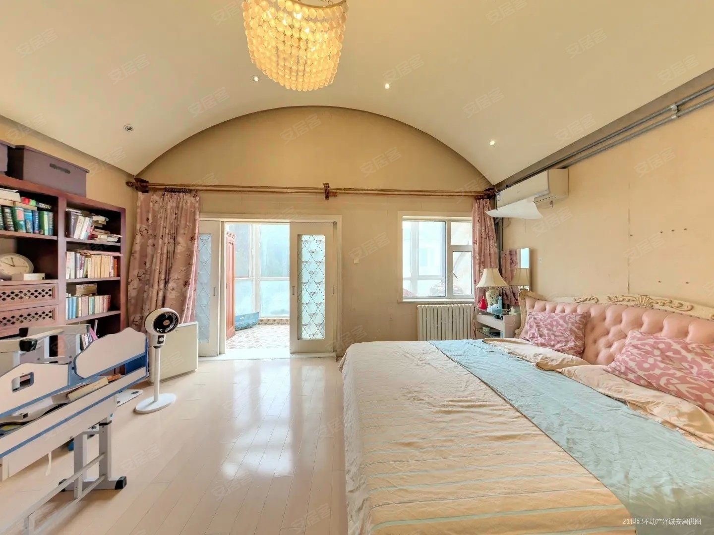 一栋洋房5室2厅2卫203.13㎡南北1100万