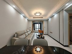 重庆巴南融汇装修非常巴适 一线看江 周边配套齐全 拎包入住 看房方便出租房源真实图片