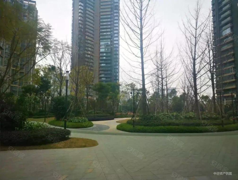 仅130w新鸿基悦城交通便捷近地铁配套齐全