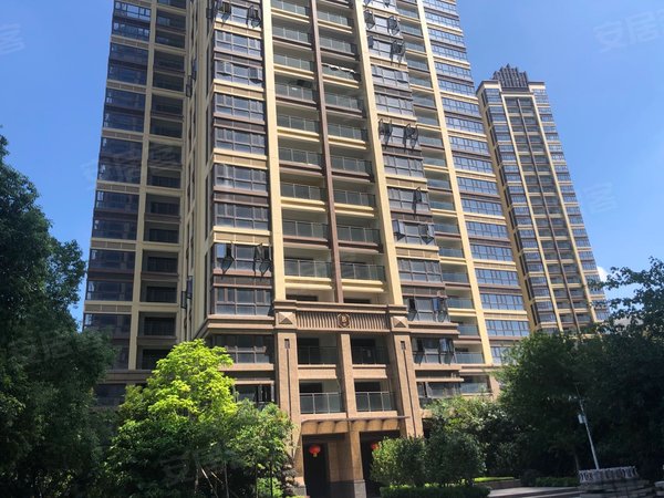 深圳龙华深圳北站金亨利瑜璟苑深圳北站核心圈 金亨利 大四房两厅两卫