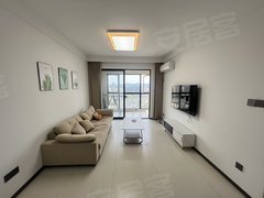 温岭温岭市区锦江中心宝龙附近,湖悦华庭一室一厅,独门独户,民用水电,高层采光好出租房源真实图片
