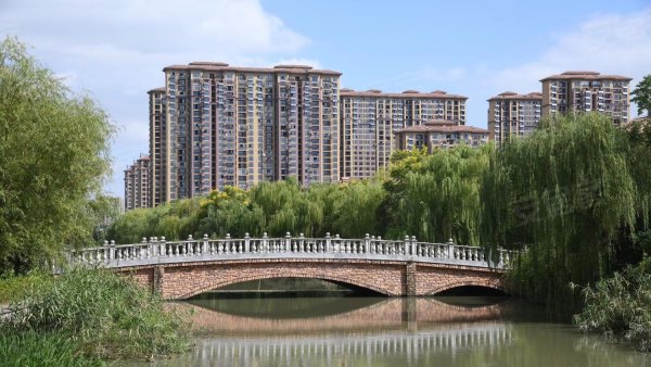 兴亚广场公寓住宅