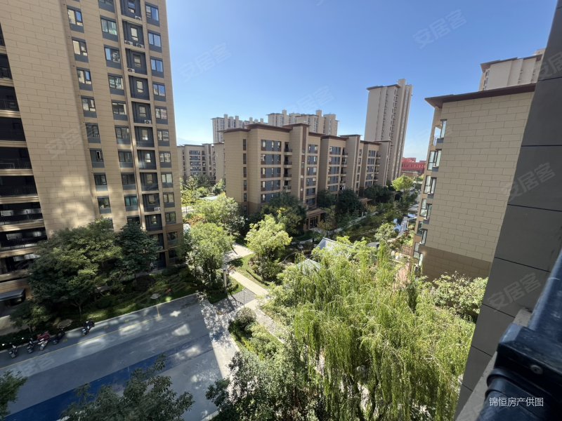 杨凌绿地世界城二期江南悦 精装好房 刚需小三居 产权清晰