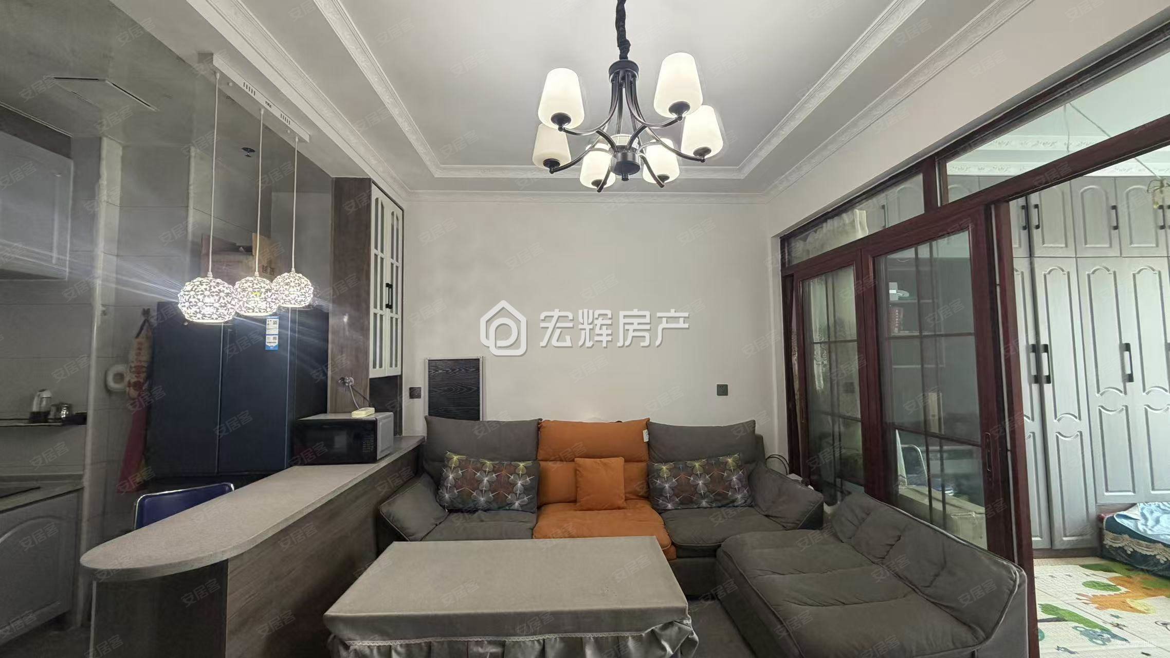 香格里拉城市花园六期(商住楼)2室1厅1卫73㎡东65万