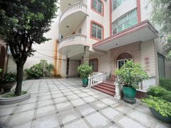 顺德容桂天佑城天佑城附近商住楼出租,占地450平,8米大路,可停7台小车出租房源真实图片