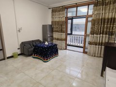 恩施恩施市小渡船松树坪 芳华高中旁风情街一室一厅精装家电家具齐全拎包入住出租房源真实图片