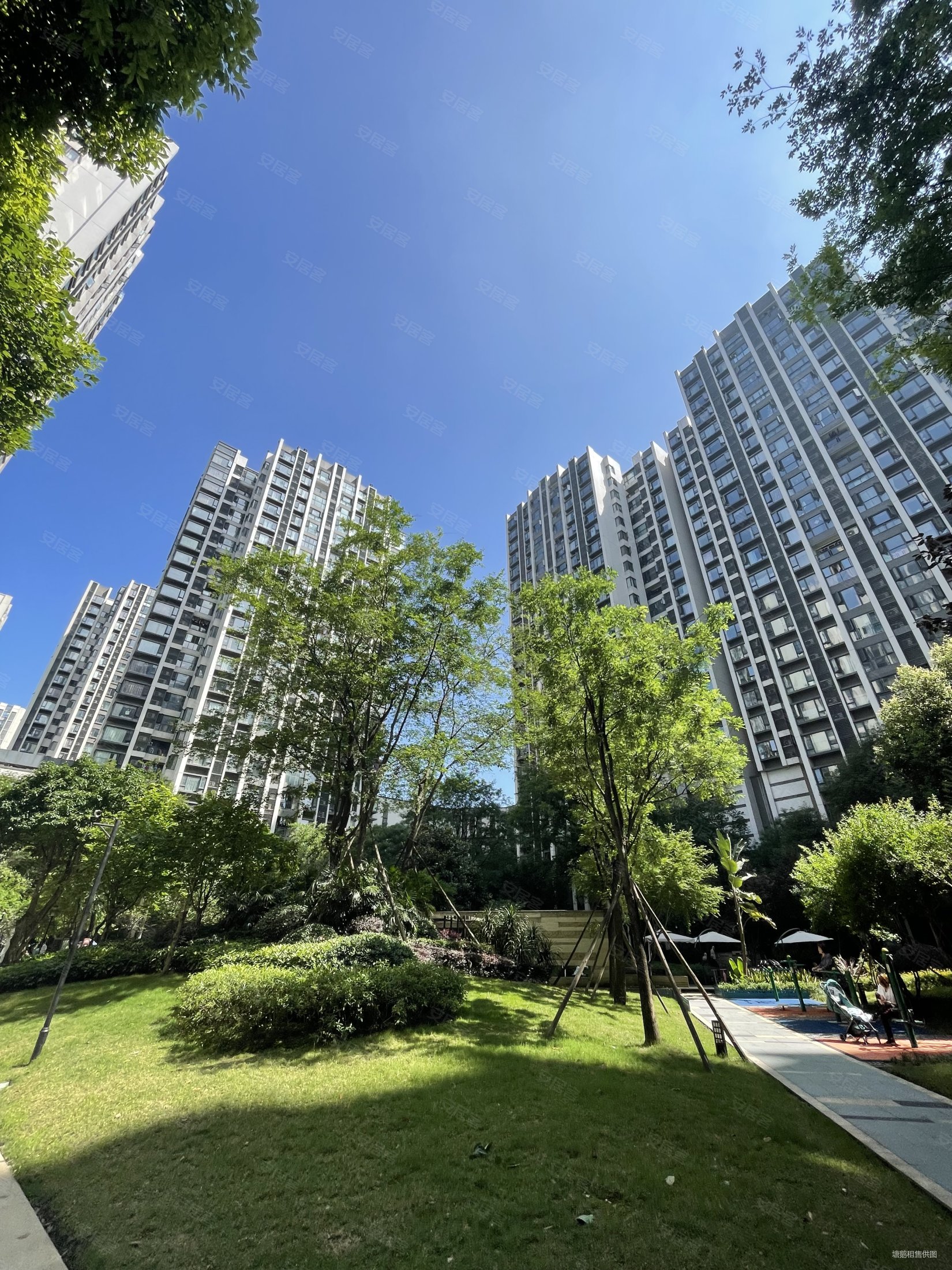 换房急售,金楠天街枫香庭楠香庭二手房,180万,2室2厅,1卫,77平米-成都