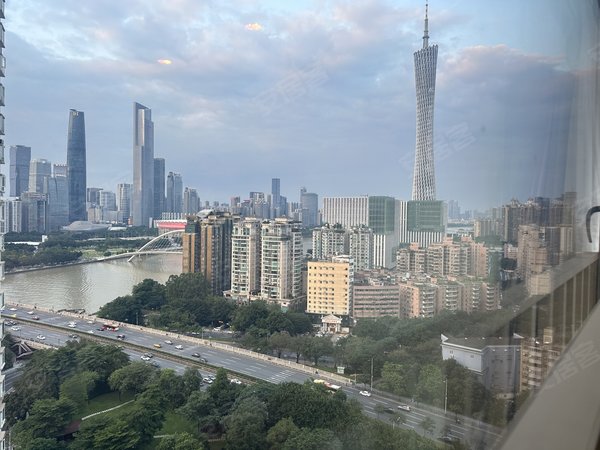 【多图】珠江新岸公寓,滨江东租房,望江望塔珠江新岸公寓 1室1厅1卫