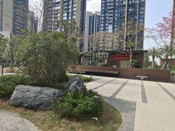 深圳光明光明勤诚达正大城悦园正大城三期独门独户三房两卫全齐出租