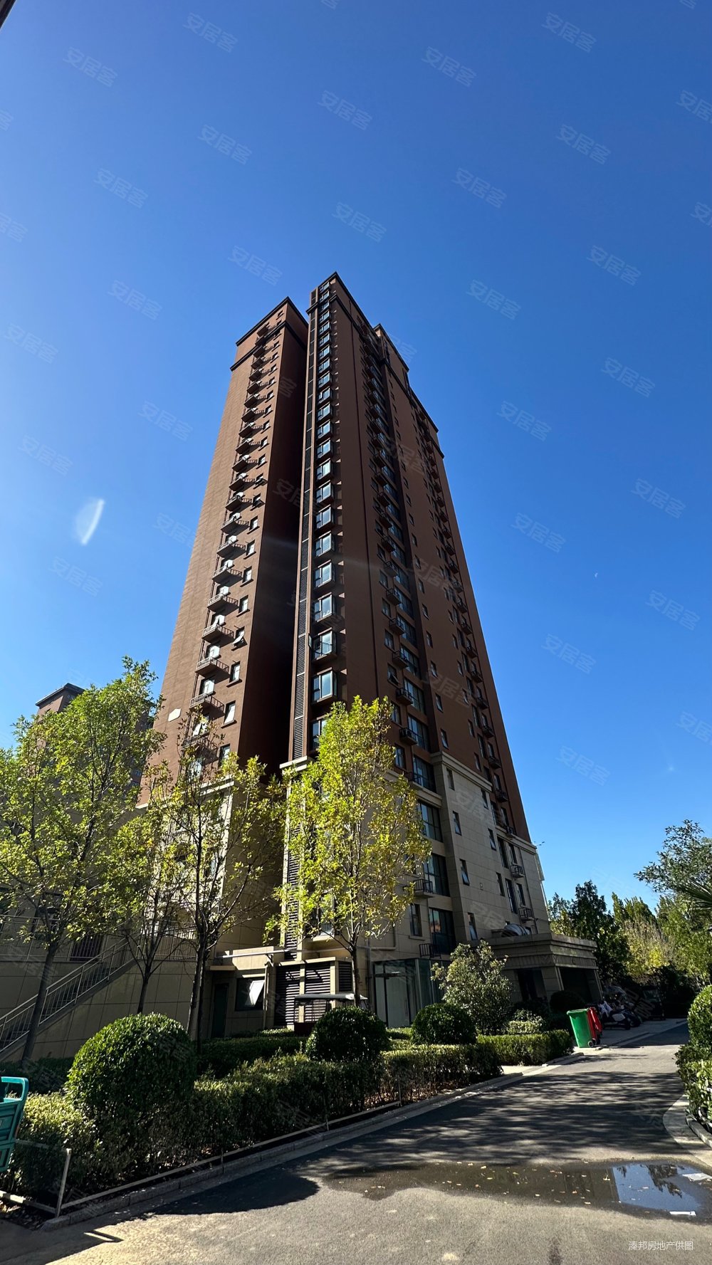 龙栖湾二期南北通透三房带储藏室总价43万