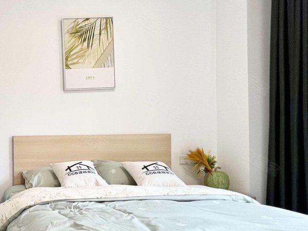 金华浦江县市中心中山南路2-14号楼公寓出租，无中介废，交通便刺，拎包入住，设备齐全，免费停车。出租房源真实图片