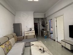 防城港港口桃花湾广场塞纳庄园两房长租800出租房源真实图片