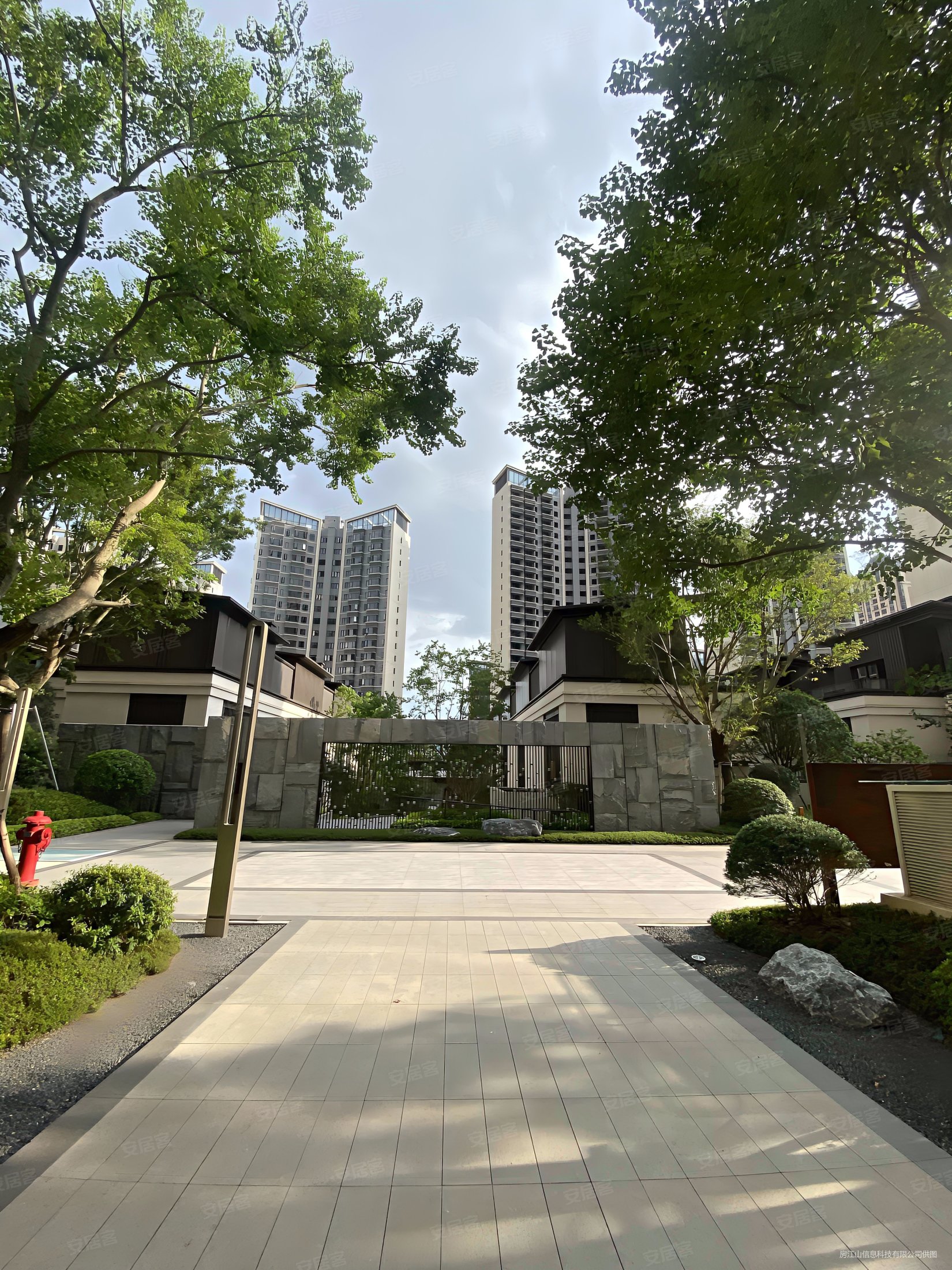 南宁房产网>南宁二手房>良庆二手房>五象大道二手房>龙光天宸>