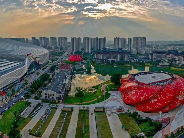 广州花都新区广州融创文旅城(商住楼)融创文旅城精美单间,家私电齐