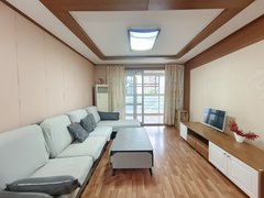 天泰城二期韩国城 2室2厅1卫 精装修 电梯房 家具电齐全
