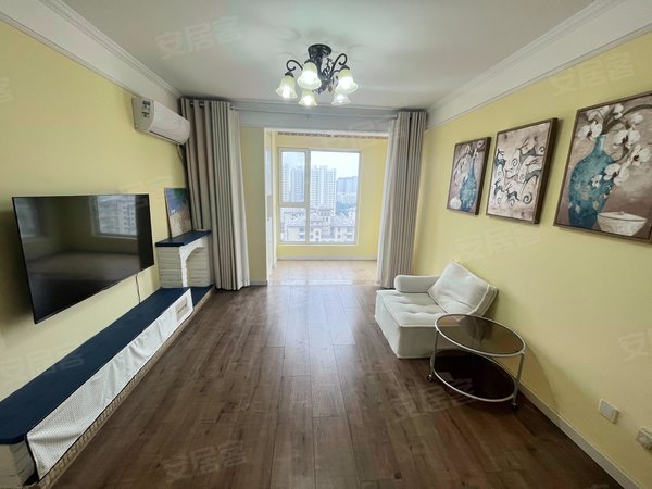 青岛黄岛薛家岛海信凤凰金岸海信凤凰金岸地铁站附近三台空调高楼层