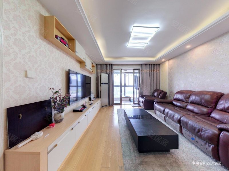 正南3室2厅 精装修,苏宁天玺国际广场二手房,590万,3室2厅,1卫,113.