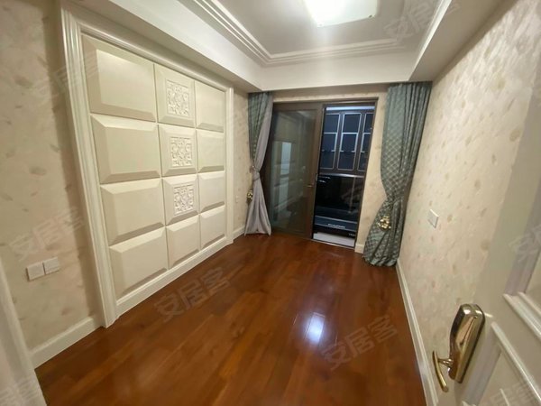 广州天河天河北亿泉尚园天河北 花园小区 尚园 南向4房 双主套精装修