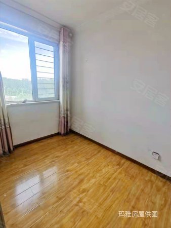 房龄新 装修好 交通便利 正规商品房 临地铁 带电梯,城中城悦景二手房