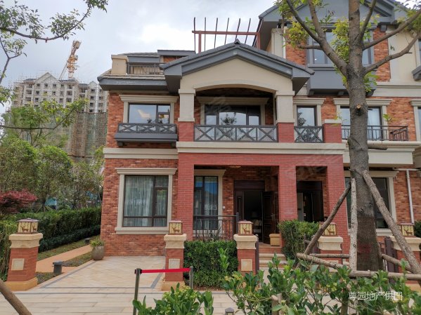 滇中新区浩创半山云府(别墅)130平实得210平带车位