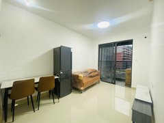 首租 海伦堡玖悦府 标准一房一厅 全新家居齐全 用天然气 。