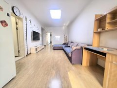 延边延吉河南区河南恒天玫瑰园电梯2楼南北通透2室一厅家具家电齐全带空调出租房源真实图片