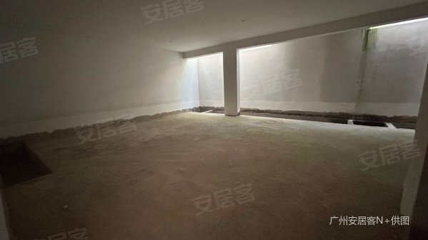 中海香樟墅5室2厅4卫412㎡南北519万