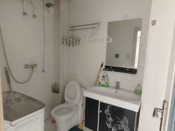 包头稀土高新区高新一中日月豪庭急租日月豪庭一居室，家具家电齐全，包暖包物业，拎包入住！出租房源真实图片