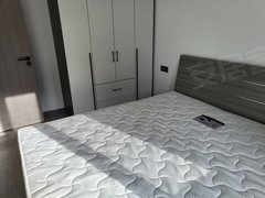 鄂尔多斯伊金霍洛旗郡王府广场福德家园两室两厅一卫，家具家电齐全，年租一万八，拎包入住出租房源真实图片