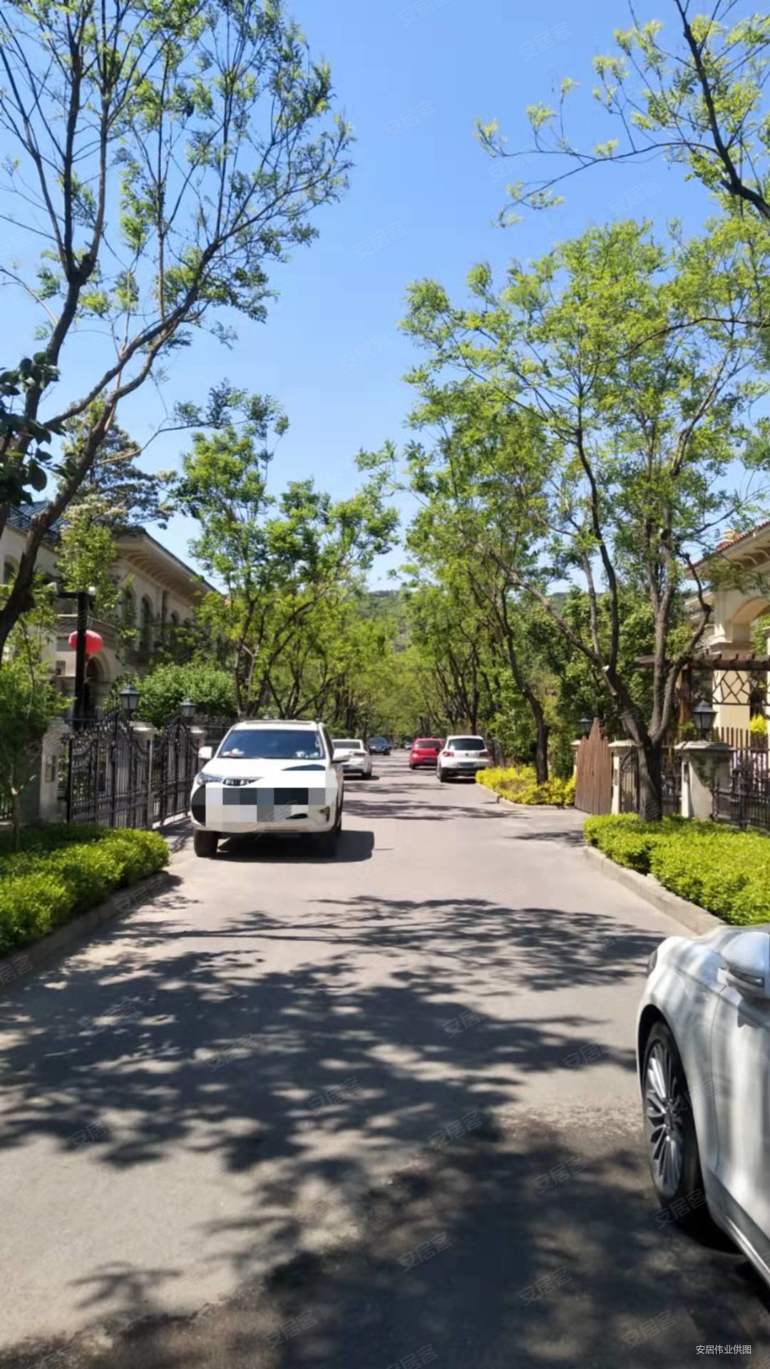 恒大金碧天下三层双拼简装干净院子大好位置好户型直观盘山