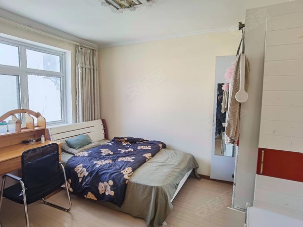 精装套二出租 南北卧室 随时看房入住出租房源真实图片