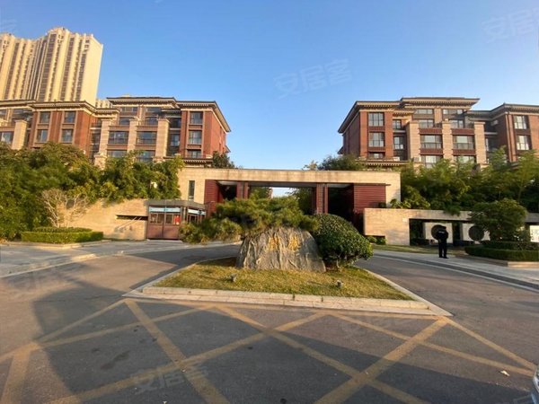 济宁北湖新区许庄街道城投鹿港城投鹿港2室108平 现代轻奢装修 品牌