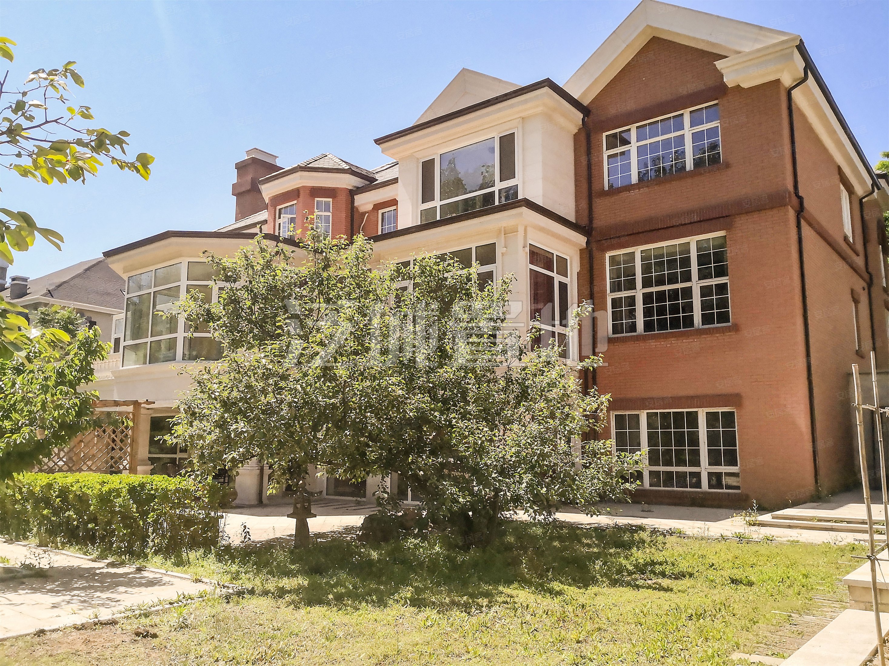 北京壹号庄园(东方普罗旺斯四期)5室3厅3卫926.42㎡东西8500万