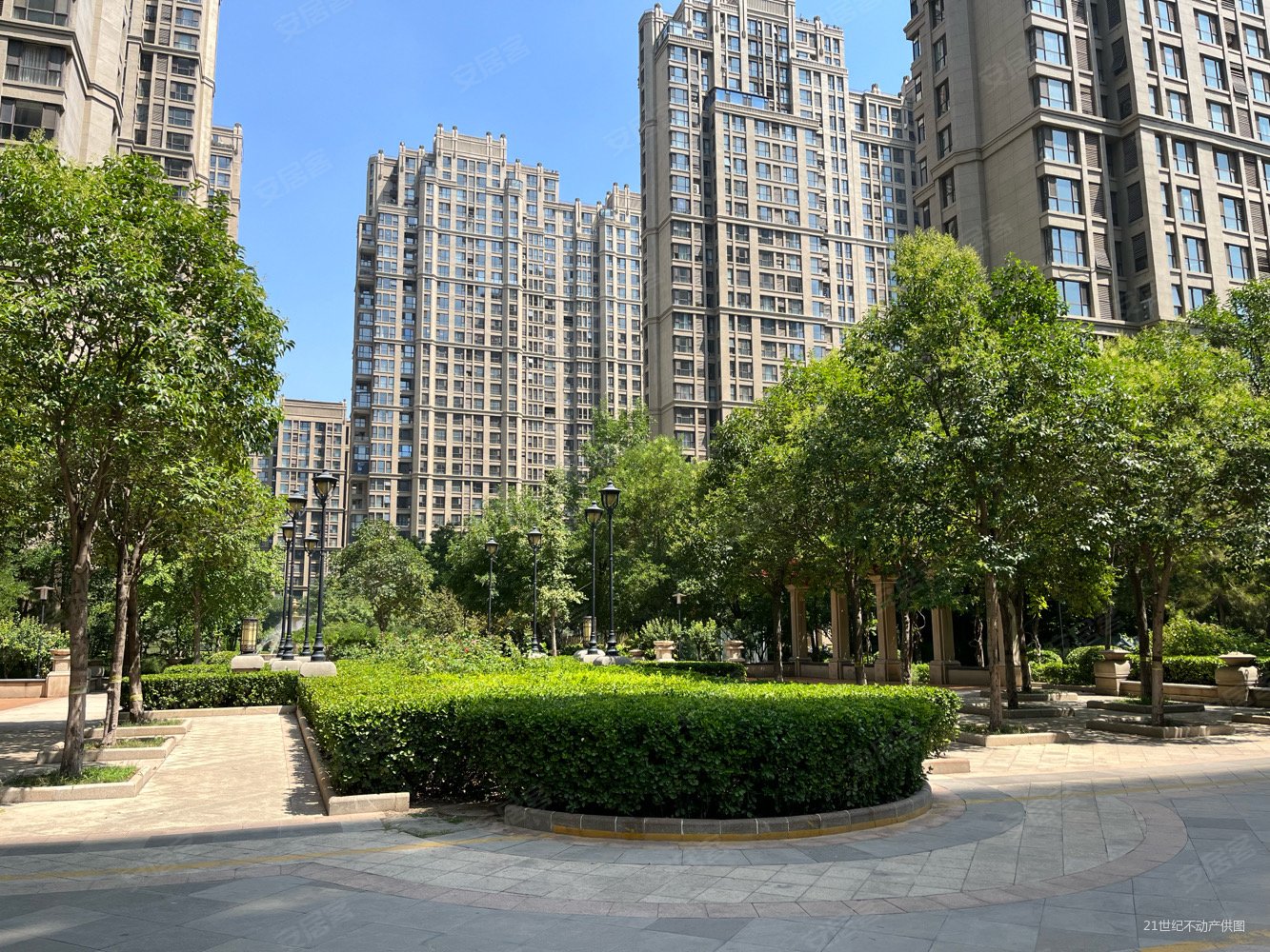 远见小区3室2厅2卫139㎡南北275万