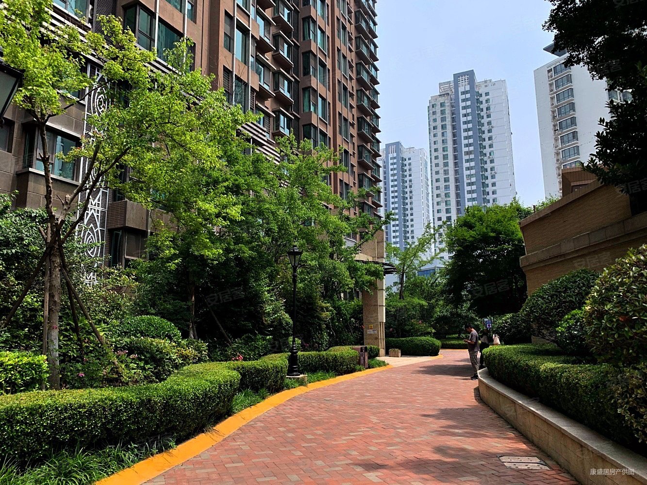 火车站 多套,晓港名城(一期)二手房,599万,4室2厅,3卫,224平米-青岛