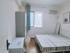 重庆江北观音桥免押金观音桥轻轨口观音桥好吃街旁新上海大厦月付没中介可短租出租房源真实图片