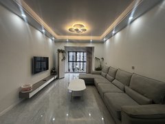 巴中巴州南坝杨坝小院 3室2厅2卫 电梯房 104平 精装修出租房源真实图片