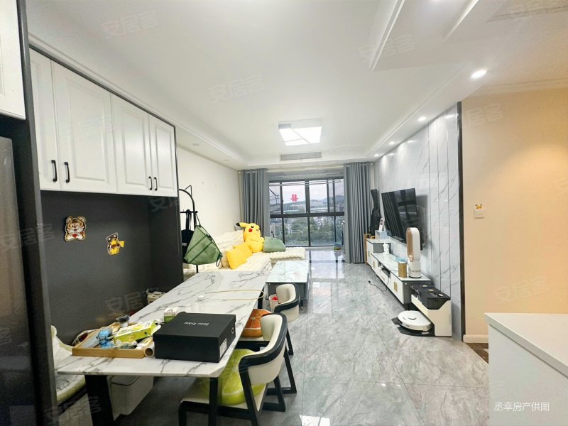 莱蒙水榭阳光 购物方便 南北通透 精装修 满五   小三居