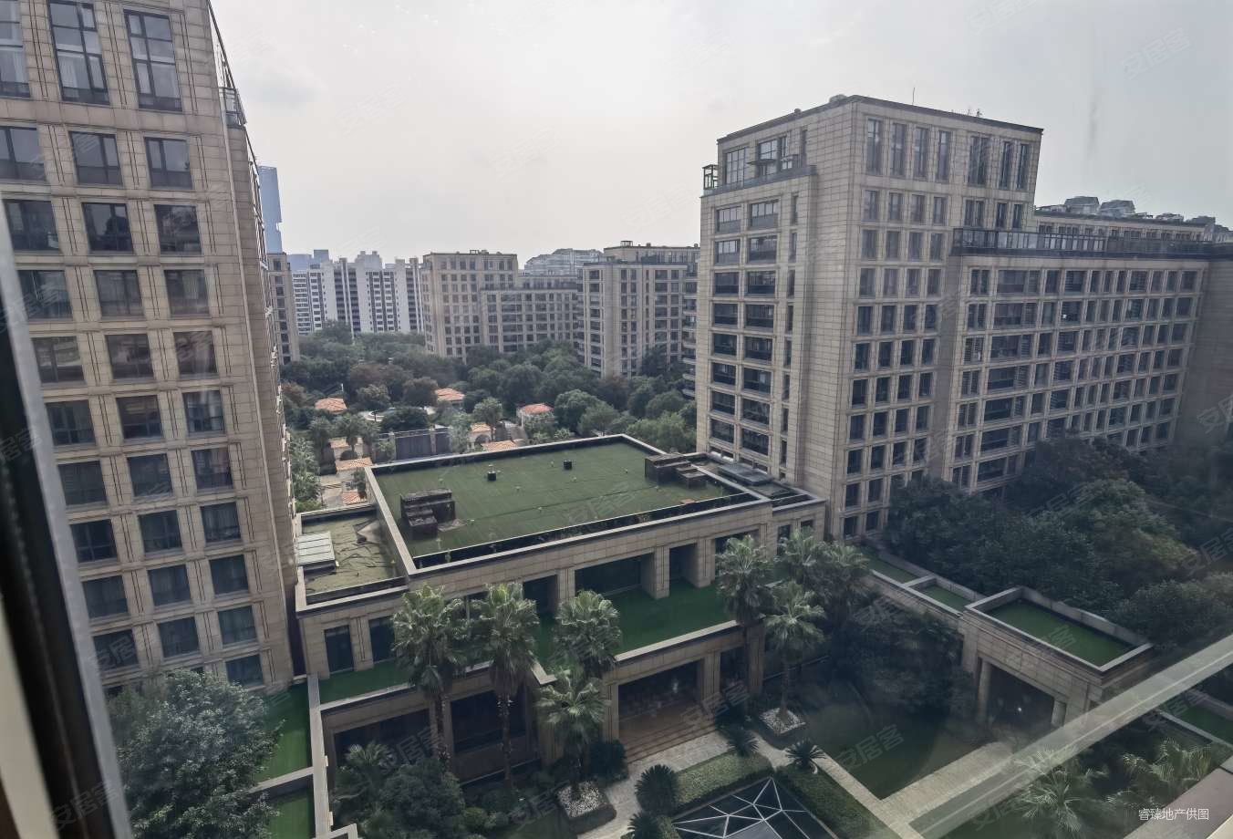 上海房产网>上海二手房>杨浦二手房>新江湾城二手房>九龙仓玺园(公寓