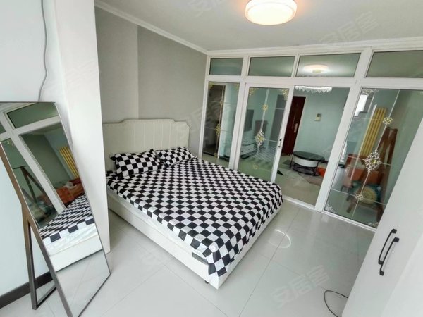 宁津美景东方实拍十号线十里河华威桥潘家园 美景东方小区精装一居室